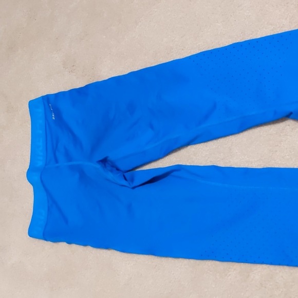 Running mid length Nike tights - Picture 3 of 4